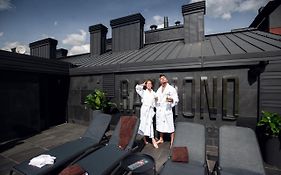 Hotel Raymond